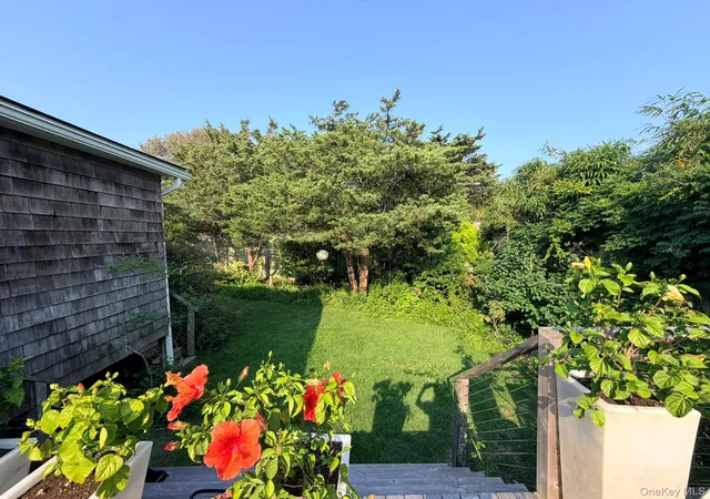 Photo 3 of Single family home for sale at 101 Greene Walk, Brookhaven, NY 11782 | MLS# 1040771 | Listing updated on 2026-09-15