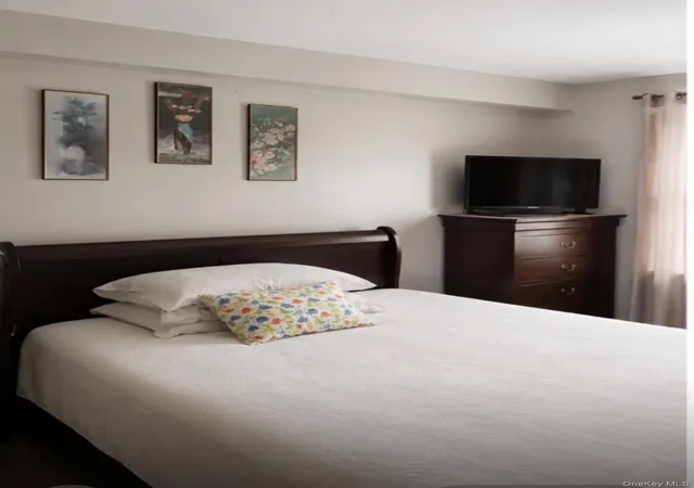 Photo 4 of Condo for sale at 8710 149th Avenue #2H, New York, NY 11414 | MLS# 1040897 | Listing updated on 2026-09-14