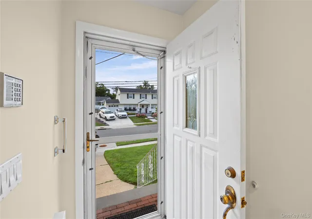 Photo 3 of Sale Pending at 2470 Horace Ct, Hempstead, NY 11710 | MLS# 1040951 | Listing updated on 2026-09-11