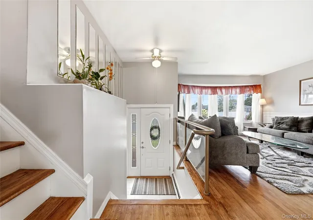 Photo 3 of Single family home for sale at 245 Seaford Ave, Oyster Bay, NY 11758 | MLS# 1040960 | Listing updated on 2026-10-03