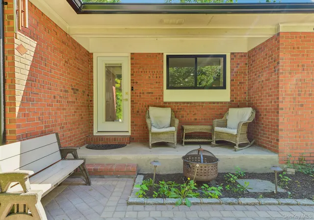 Photo 2 of Single family home for sale at 230 Union Ave, Islip, NY 11741 | MLS# 1041461 | Listing updated on 2026-09-12
