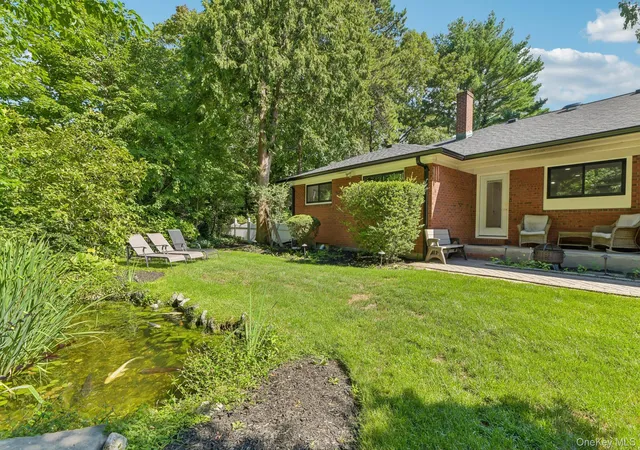 Photo 3 of Single family home for sale at 230 Union Ave, Islip, NY 11741 | MLS# 1041461 | Listing updated on 2026-09-12