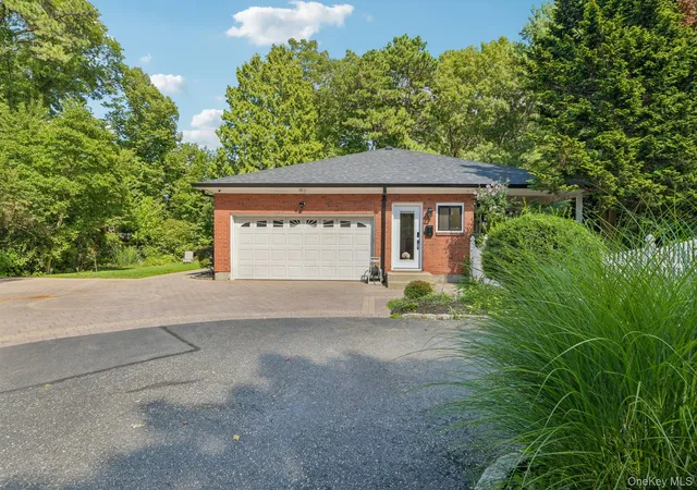 Photo 4 of Single family home for sale at 230 Union Ave, Islip, NY 11741 | MLS# 1041461 | Listing updated on 2026-09-12
