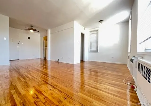 Photo 3 of House for sale at 63-11 Queens Blvd #E17, New York, NY 11377 | MLS# 1041491 | Listing updated on 2026-09-11