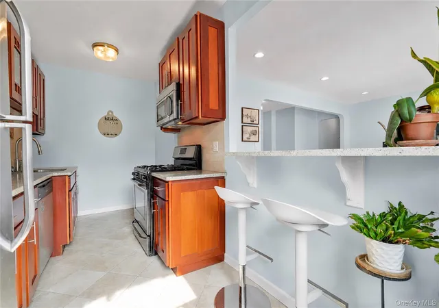 Photo 3 of Condo for sale at 67 35 Yellowstone Blvd #4P, New York, NY 11375 | MLS# 1041690 | Listing updated on 2026-09-13