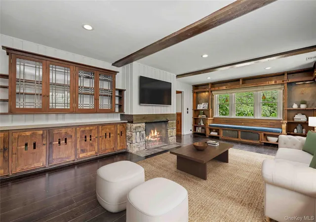 Photo 3 of Single family home for sale at 106 Glenwood Ave, New Rochelle, NY 10801 | MLS# 1042214 | Listing updated on 2026-09-13