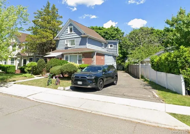 Photo 1 of Multi family home for sale at 14 Chestnut St, Hempstead, NY 11563 | MLS# 1042251 | Listing updated on 2026-09-15