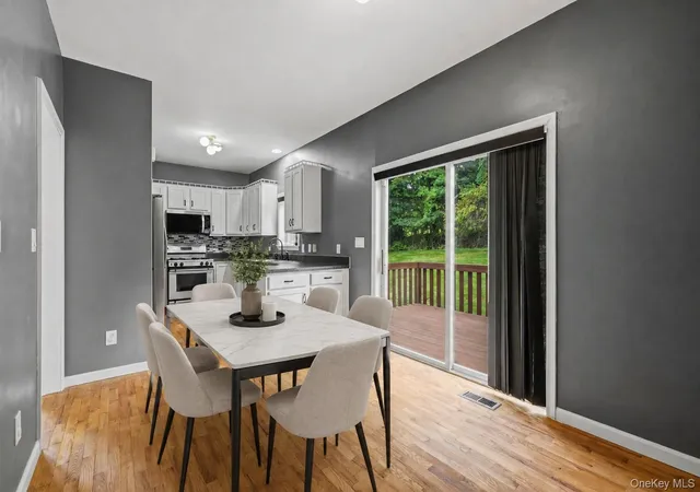 Photo 3 of Single family home for sale at 60 Rockridge Dr, Woodbury, NY 10930 | MLS# 1042318 | Listing updated on 2026-10-04