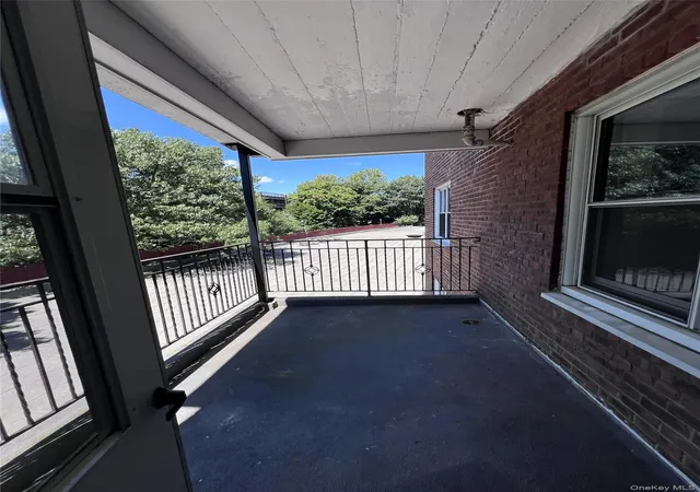 Listing Photo 3 - Condo for sale in building located at 280 Collins, Mount Vernon, NY 10552 - Unit #2B