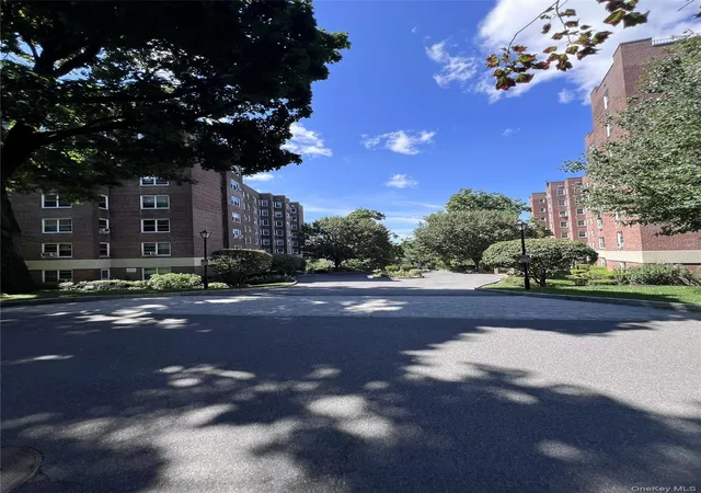 Listing Photo 4 - Condo for sale in building located at 280 Collins, Mount Vernon, NY 10552 - Unit #2B