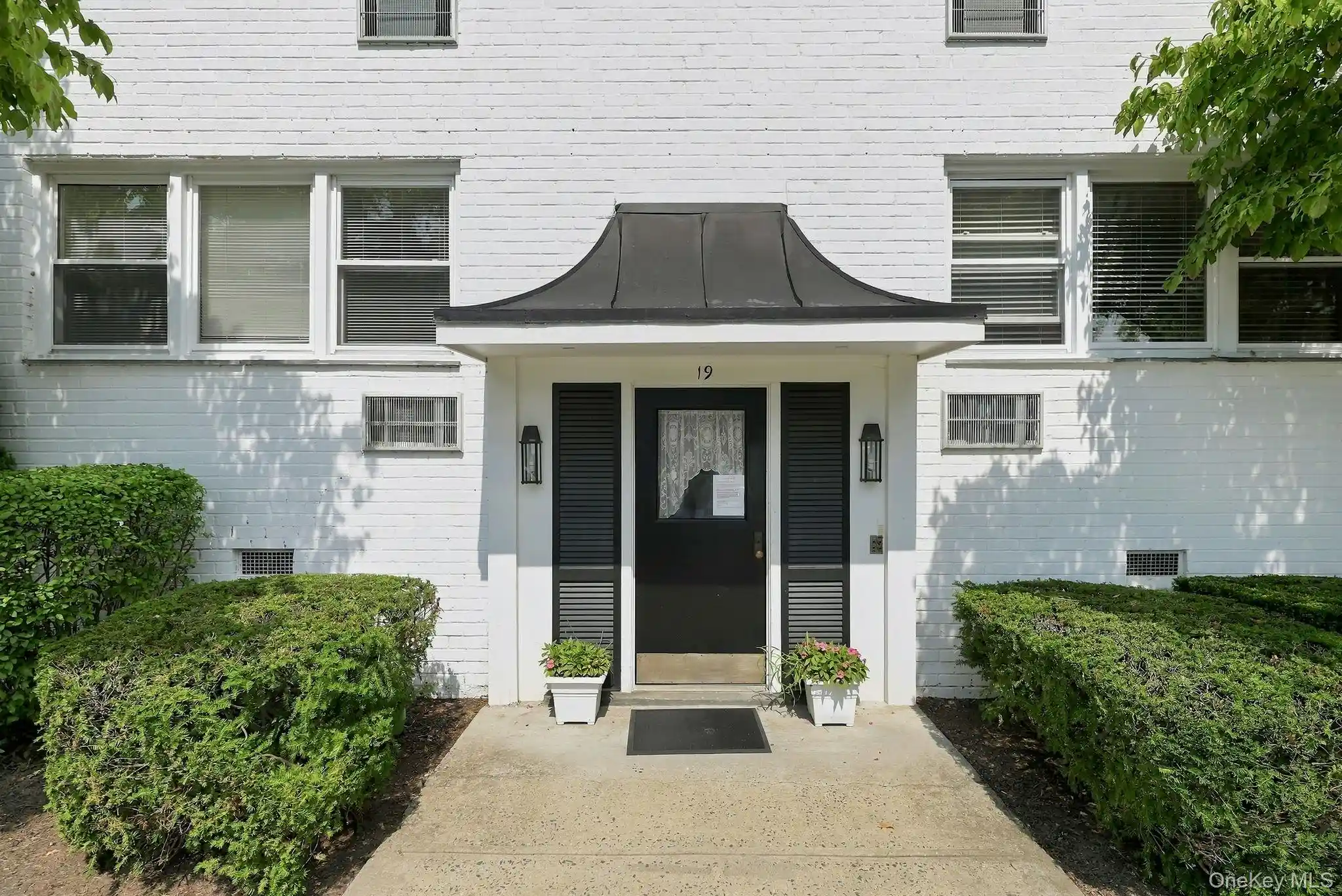 Listing Photo 2 - Condo for sale in 19 Avon Cir located at 19 Avon Cir, Rye, NY 10573 - Unit 19 Avon Cir