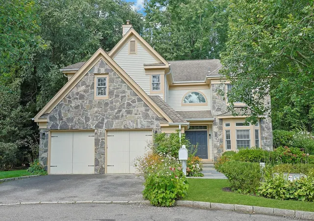 Photo 1 of Sale Pending at 12 Westhaven Ln, White Plains, NY 10605 | MLS# 1042684 | Listing updated on 2026-09-11