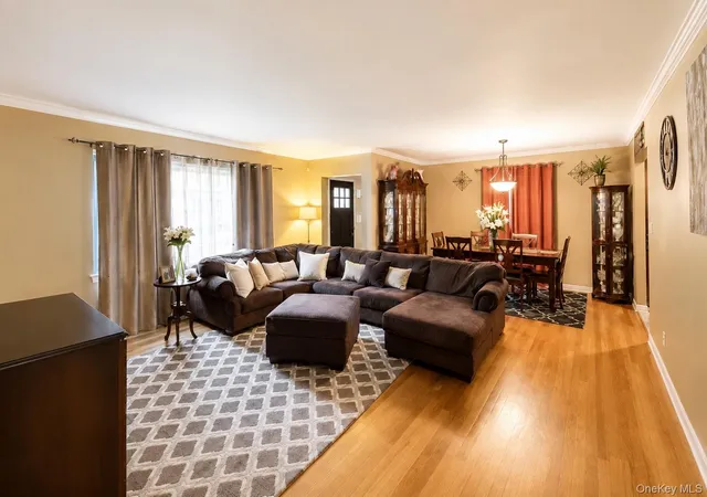 Photo 3 of Single family home for sale at 3 School St, Cortlandt, NY 10567 | MLS# 1042869 | Listing updated on 2026-09-14