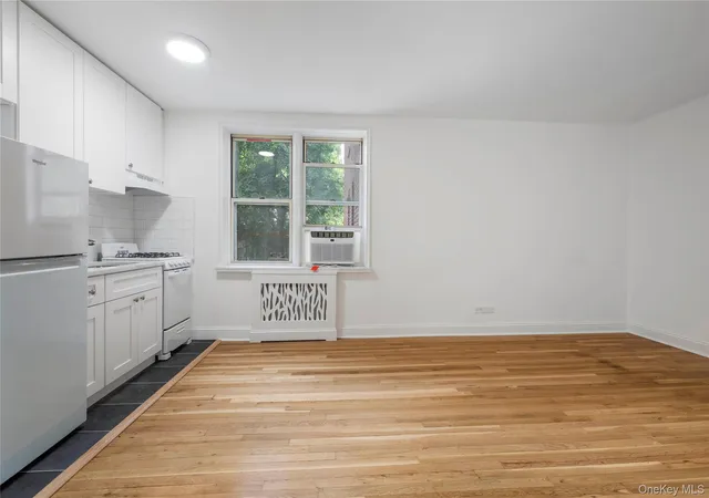 Photo 4 of House for sale at 5645 Netherland Ave #2F, New York, NY 10471 | MLS# 1043212 | Listing updated on 2026-09-30