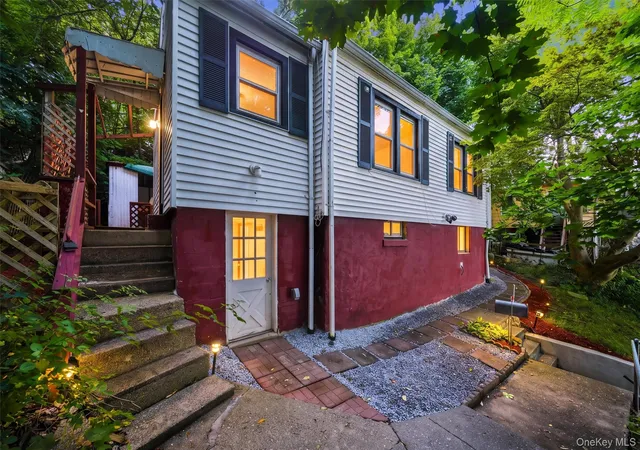 Photo 1 of Single family home for sale at 669 N Division St, Peekskill, NY 10566 | MLS# 1043234 | Listing updated on 2026-09-13
