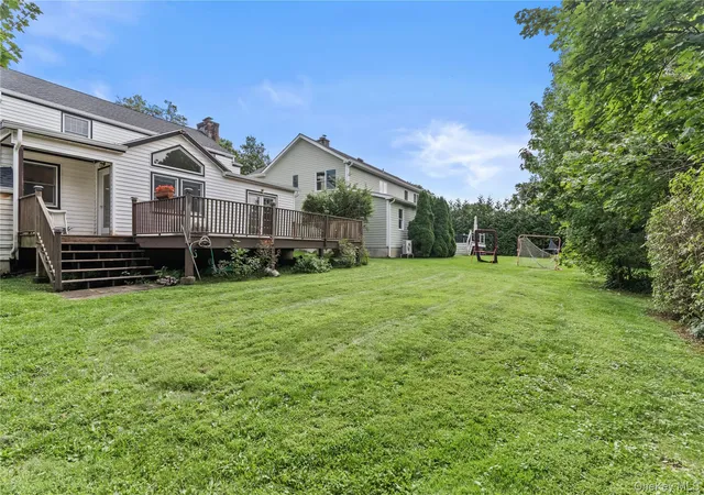 Photo 3 of Single family home for sale at 136 Wilmot Cir, New Rochelle, NY 10583 | MLS# 1043497 | Listing updated on 2026-09-15