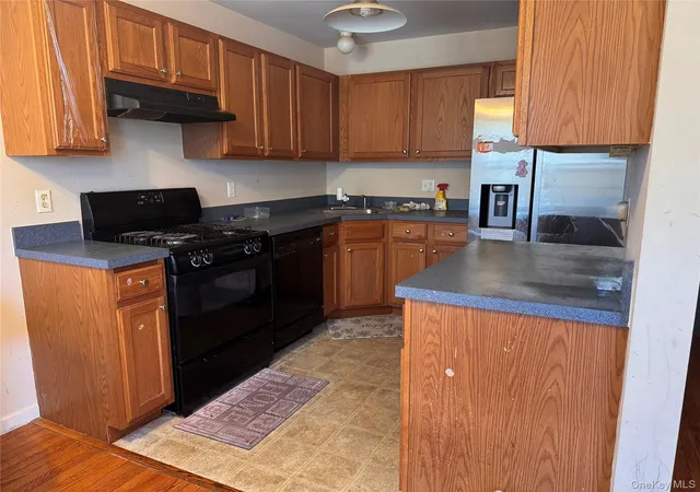Listing Photo 4 - Condo for sale in building located at 35 Lexington Wy, Middletown, NY 10940