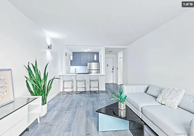 Condo for sale at 280 Rector Pl #9H, New York, NY 10280 | MLS# 1043673 | Listing updated on 2026-09-14