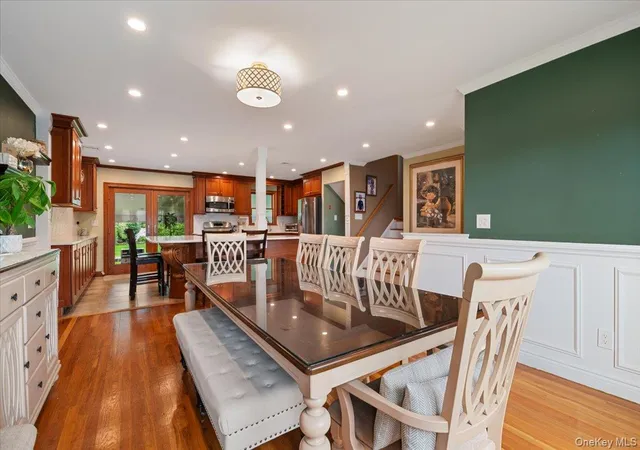 Photo 4 of Sale Pending at 84 Cedar Dr, Oyster Bay, NY 11735 | MLS# 1043696 | Listing updated on 2026-09-15