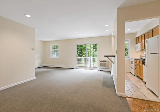 Photo 3 of Condo for sale at 101 Nottingham Rd #E, Bedford, NY 10507 | MLS# 1043790 | Listing updated on 2026-09-11