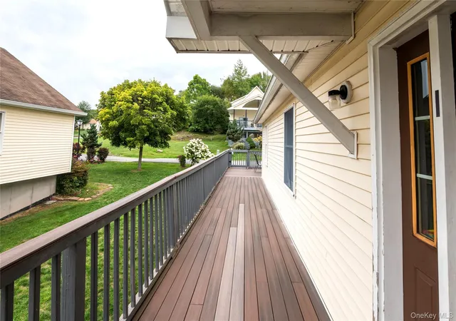 Listing Photo 5 - Condo for sale in building located at 100 Mesora Woods Dr, Fallsburg, NY 12789 - Unit #35