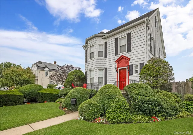 Photo 2 of Sale Pending at 94 Fallwood Pkwy, Oyster Bay, NY 11735 | MLS# 1043870 | Listing updated on 2026-10-03