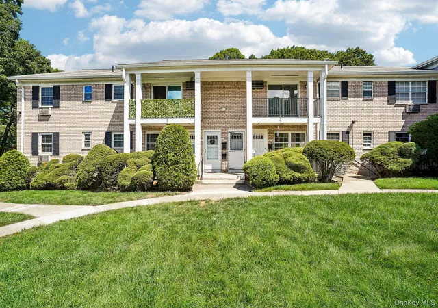 Photo 1 of Condo for sale at 15 Doxbury Ln, Ramapo, NY 10901 | MLS# 1044001 | Listing updated on 2026-10-06