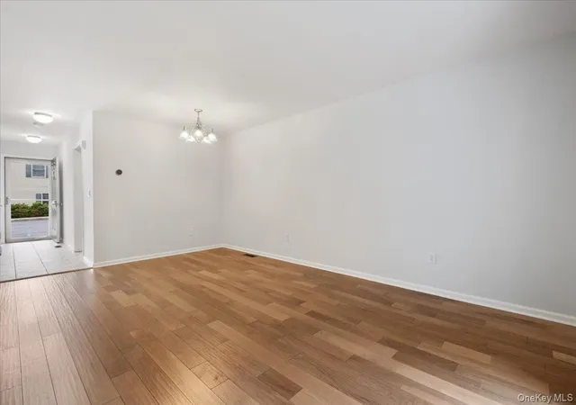 Listing Photo 4 - Condo for sale in building located at 307 Alexandra Ct, Carmel, NY 10512