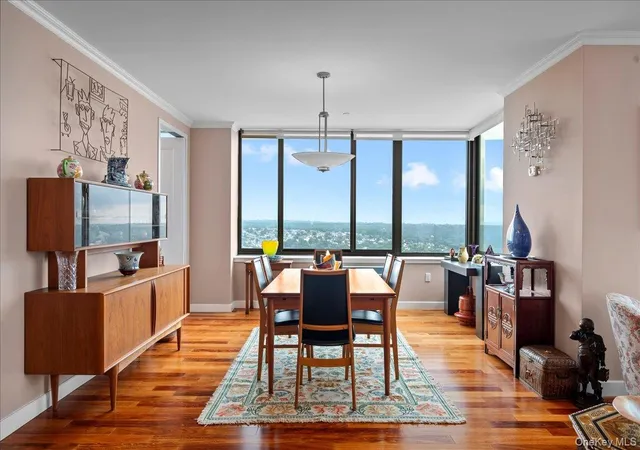Listing Photo 2 - Condo for sale in building located at 10 City Pl, White Plains, NY 10601 - Unit #31H