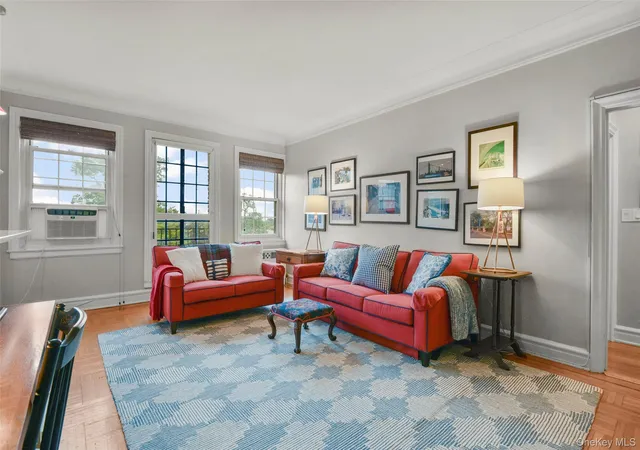 Photo 3 of Condo for sale at 14 N Chatsworth Ave #5J, Mamaroneck, NY 10538 | MLS# 1044255 | Listing updated on 2026-09-13