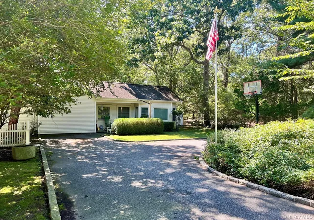 Photo 2 of Single family home for sale at 1029 Wading River Manor Rd, Riverhead, NY 11949 | MLS# 1044264 | Listing updated on 2026-09-11