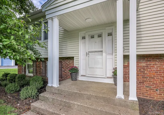 Photo 3 of Sale Pending at 17 Cragmere Rd, Ramapo, NY 10901 | MLS# 1044322 | Listing updated on 2026-09-11