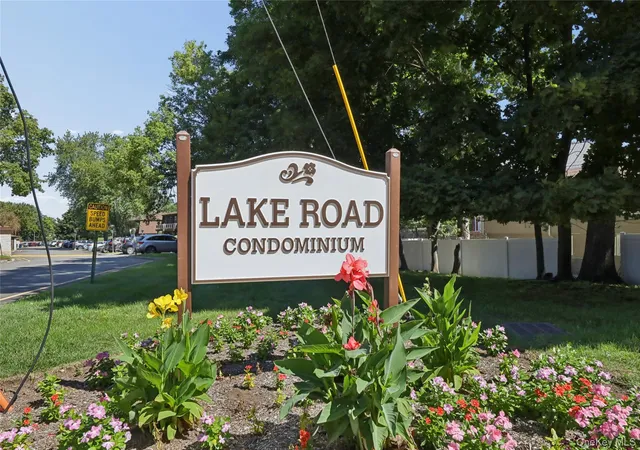 Photo 2 of Condo for sale at 2 Church Ln #I, Clarkstown, NY 10989 | MLS# 1044639 | Listing updated on 2026-09-19