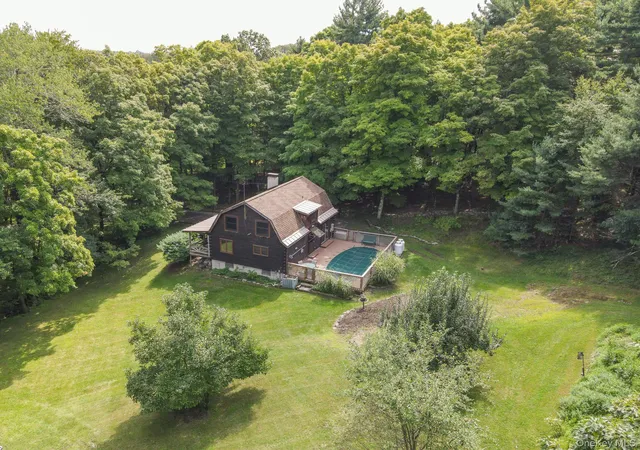 Photo 3 of Single family home for sale at 331 Mountain View Rd #325, Clinton, NY 12572 | MLS# 1044719 | Listing updated on 2026-09-11