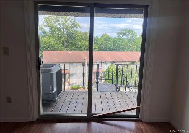 Listing Photo 2 - Condo for sale in building located at 26 Cooper, Poughkeepsie, NY K9J - Unit #403