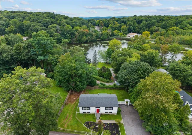 Photo 1 of Single family home for sale at 27 Dunwoodie Rd, Kent, NY 10512 | MLS# 1044822 | Listing updated on 2026-10-05