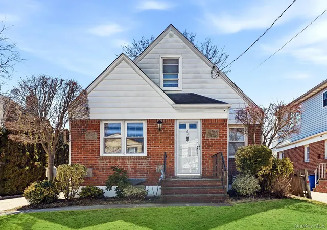 Photo 2 of Sale Pending at 64 W Fenimore St, Hempstead, NY 11580 | MLS# 1044892 | Listing updated on 2026-10-03