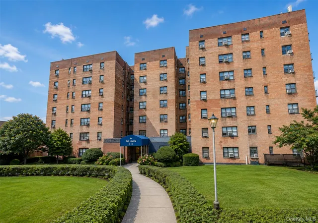 Listing Photo 1 - Condo for sale in building located at 29-30 137Th St, New York, NY 11354 - Unit #3K