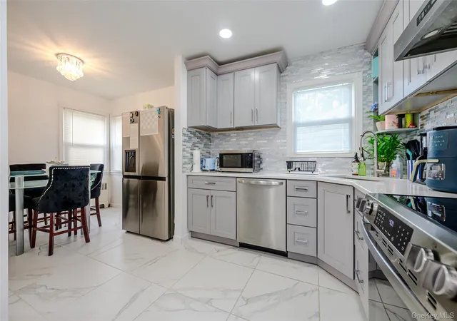 Photo 3 of Single family home for sale at 3381 Oceanside Rd, Hempstead, NY 11572 | MLS# 1044985 | Listing updated on 2026-09-14