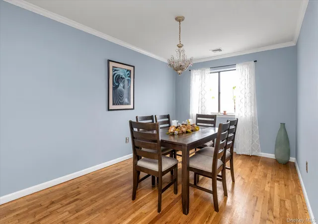 Photo 4 of Condo for sale at 88 E Valley Strm Blvd #6, Hempstead, NY 11580 | MLS# 1044993 | Listing updated on 2026-09-15