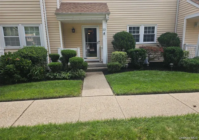 Photo 1 of Condo for sale at 22 Chase Cmns, Brookhaven, NY 11980 | MLS# 1045006 | Listing updated on 2026-09-11