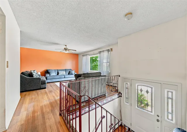 Photo 2 of Single family home for sale at 3 Dussenbury Dr, Florida, NY 10921 | MLS# 1045039 | Listing updated on 2026-09-15
