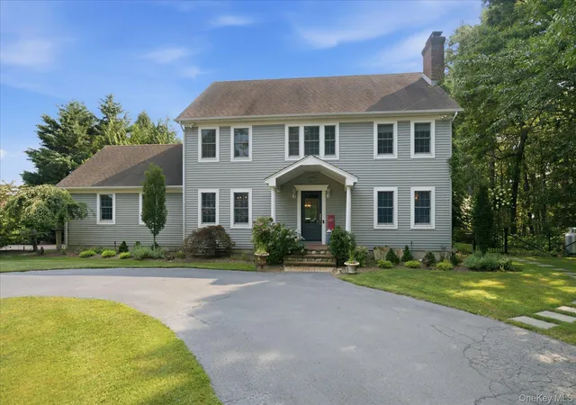Single family home for sale at 147b Old Country Rd, Southampton, NY 11960 | MLS# 1045104