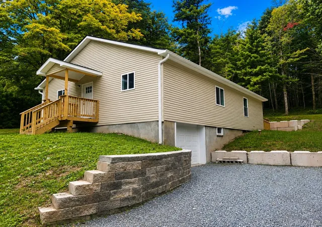 Photo 2 of Single family home for sale at 943 State Route 55, Highland, NY 12732 | MLS# 1045115 | Listing updated on 2026-09-10