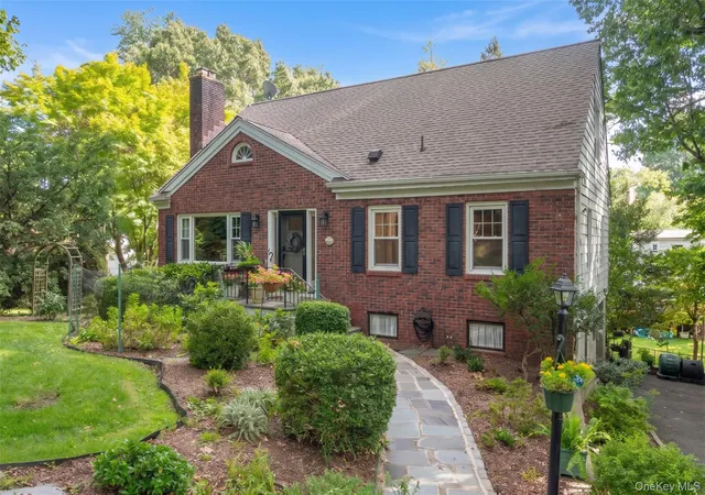 Photo 1 of Single family home for sale at 36 Myrtle Ave, Greenburgh, NY 10522 | MLS# 1045119 | Listing updated on 2026-09-18