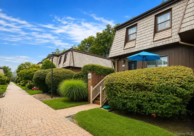 Photo 2 of Condo for sale at 41 Heritage Dr #A, Clarkstown, NY 10956 | MLS# 1045145 | Listing updated on 2026-10-06