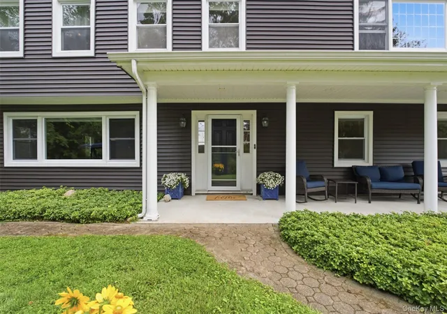Photo 3 of Single family home for sale at 46 Truesdale Lake Dr, Lewisboro, NY 10590 | MLS# 1045301 | Listing updated on 2026-09-13