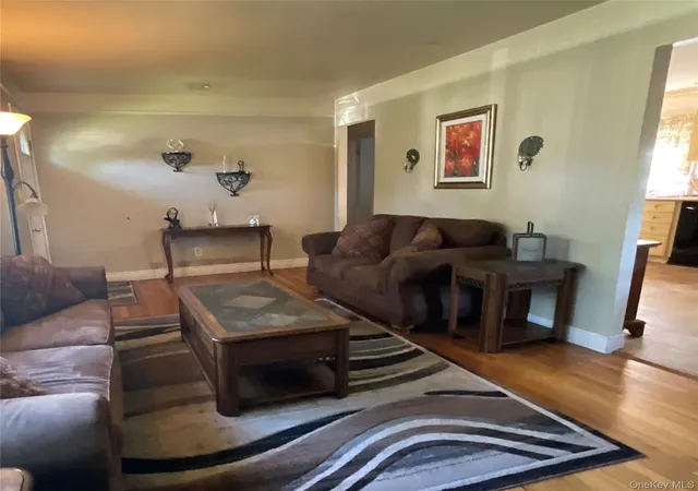 Photo 3 of Single family home for sale at 28 Pleasant Ave, Oyster Bay, NY 11735 | MLS# 1045429 | Listing updated on 2026-09-15