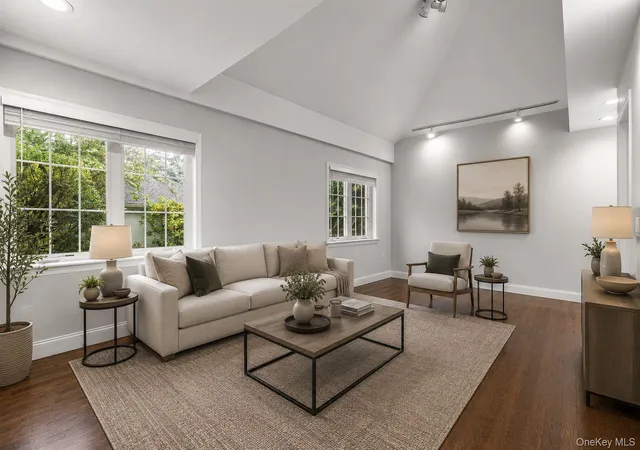 Photo 4 of Sale Pending at 25 Allen St, Greenburgh, NY 10522 | MLS# 1045499 | Listing updated on 2026-09-15
