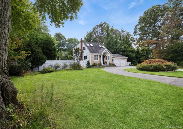 Photo 1 of Single family home for sale at 351 Forest Ln, Smithtown, NY 11787 | MLS# 1045526 | Listing updated on 2026-09-13